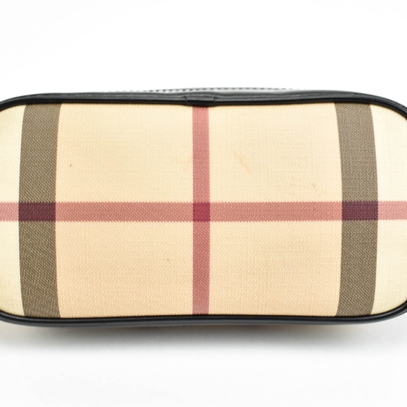 Burberry: Black Leather & Nova check Bag (nm) - Picture 6 of 8